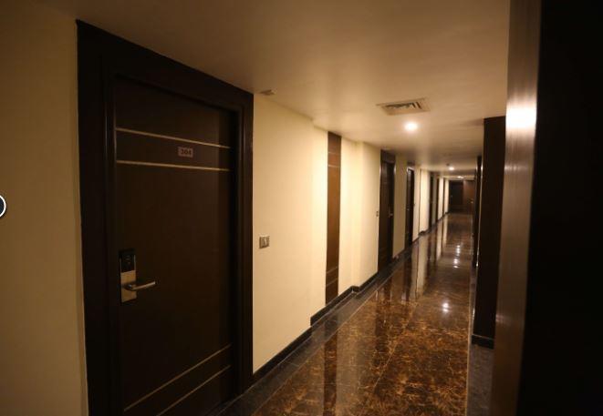 Hotel La Castle Chennai Exterior photo